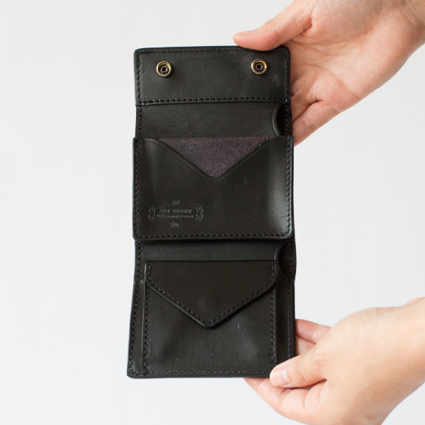 本革三つ折り財布(BLACK)