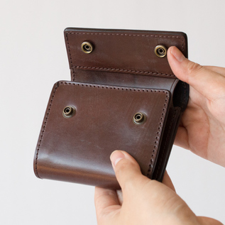 本革三つ折り財布／ART BROWN（アートブラウン）｜愛着を持って