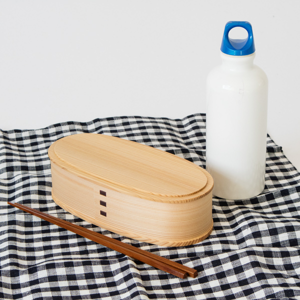 持ち運びの際には手ぬぐいやクロスなどで包んでください