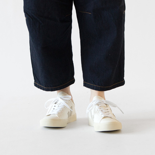スニーカー CAMPO / EXTRA-WHITE NATURAL SUEDE スニーカー CAMPO / EXTRA-WHITE NATURAL SUEDE