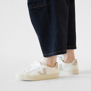 スニーカー CAMPO / EXTRA-WHITE NATURAL SUEDE／VEJA（ベジャ）｜愛着