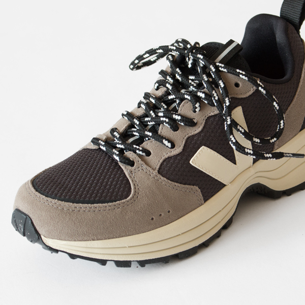 柄のある丸紐 柄のある丸紐