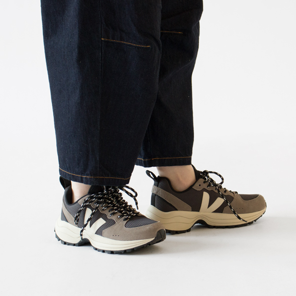 スニーカー VENTURI / GRAFITE MOONROCK スニーカー VENTURI / GRAFITE MOONROCK