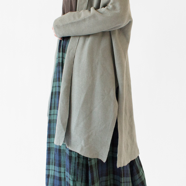 軽やかに見せるスリット(硫化染ライトグレー) 軽やかに見せるスリット(硫化染ライトグレー)