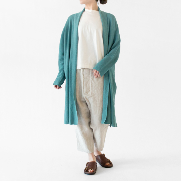 主役になる鮮やかなターコイズ(硫化染ターキス、モデル身長:162cm) 主役になる鮮やかなターコイズ(硫化染ターキス、モデル身長:162cm)