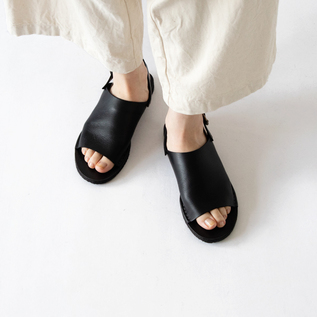 本日限りのさようならセール！プントピグロ サンダル 38 37,000円 本日限りのさようならセール！プントピグロ サンダル 38 37,