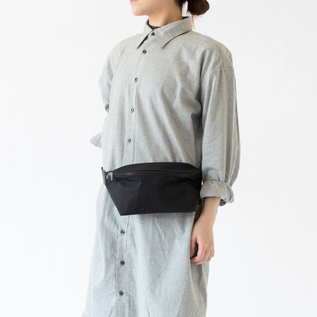 ヒップバックとしても(身長162cm・BLACK) ヒップバックとしても(身長162cm・BLACK)