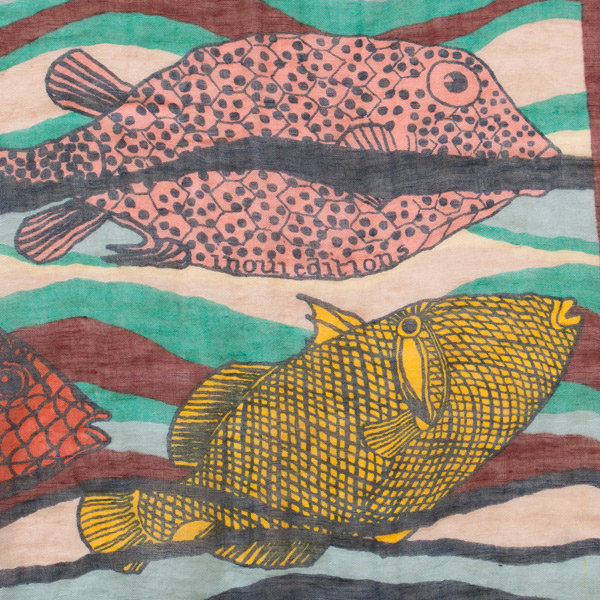 魚の群れを描いた斬新なデザイン(CORAL) 魚の群れを描いた斬新なデザイン(CORAL)