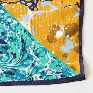 寒色とイエロー系の色合いがロイヤルな印象を与えるTURQUOISE 寒色とイエロー系の色合いがロイヤルな印象を与えるTURQUOISE