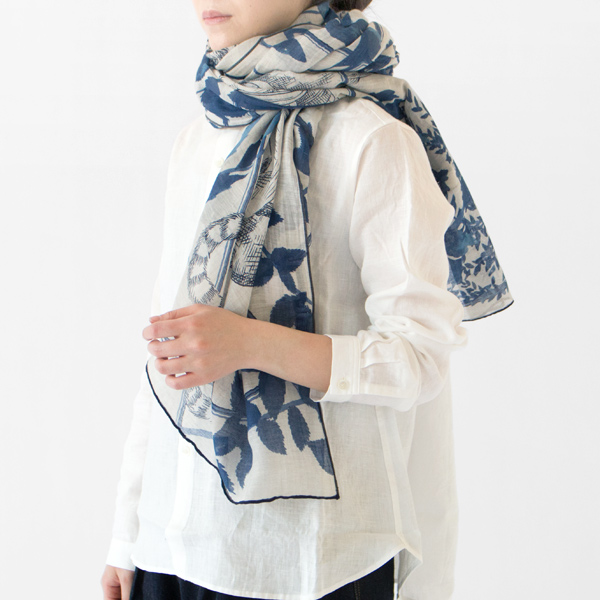 カジュアルにも上品な装いにも合わせやすくなっています(BEIGE) カジュアルにも上品な装いにも合わせやすくなっています(BEIGE)