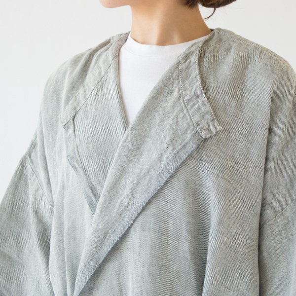 ノーカラーですが襟が作れます(GREY) ノーカラーですが襟が作れます(GREY)