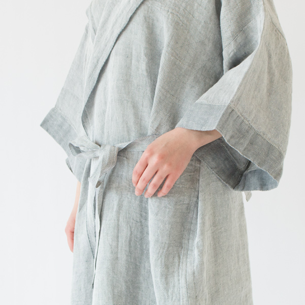 紐の結び方や結ぶ場所は自由です(GREY) 紐の結び方や結ぶ場所は自由です(GREY)