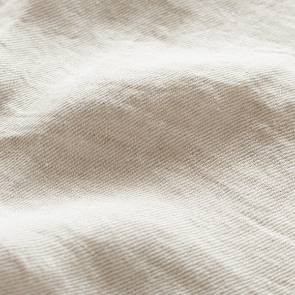上質なリネンが持つ、なめらかでさらりとした肌触り(LINEN) 上質なリネンが持つ、なめらかでさらりとした肌触り(LINEN)
