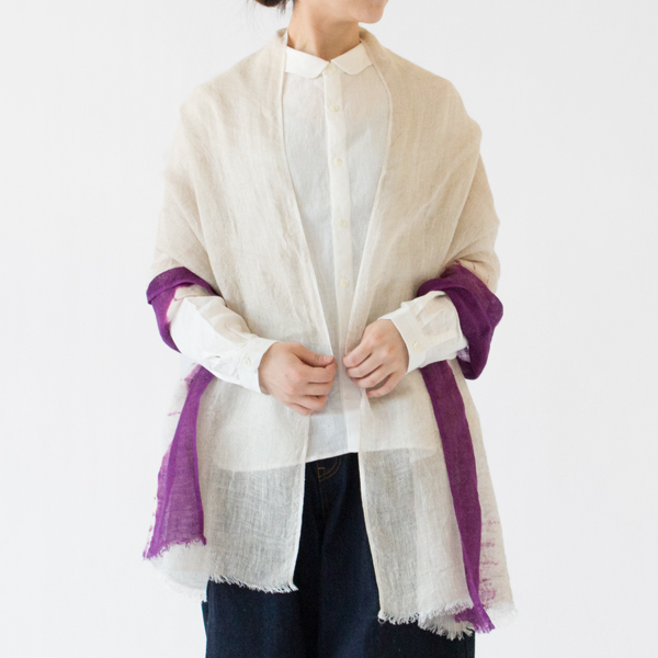 肌寒い季節の肩掛けとして(MAGNOLIA／BEIGE)