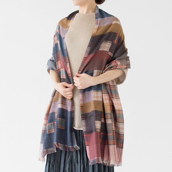 モデル身長162cm(RED)