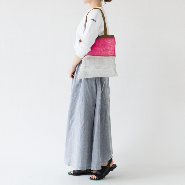 モデル身長：162cm(PINK)