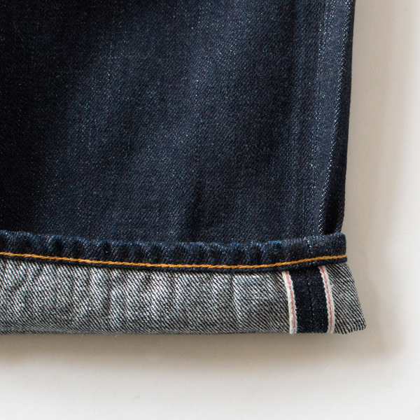 赤耳がワンポイントのセルヴィッチデニム 赤耳がワンポイントのセルヴィッチデニム
