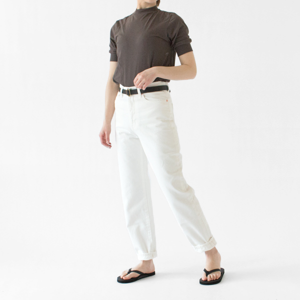 ベルトも映えるホワイト(162cm・Mサイズ) ベルトも映えるホワイト(162cm・Mサイズ)