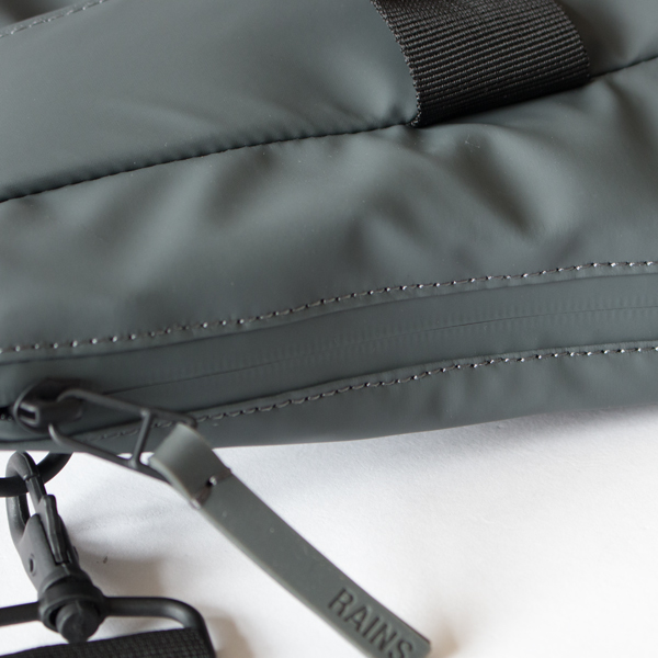 水が入りにくい、止水ファスナー(SLATE) 水が入りにくい、止水ファスナー(SLATE)