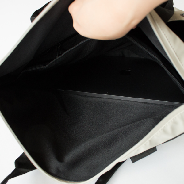 大きい開き口(CEMENT) 大きい開き口(CEMENT)