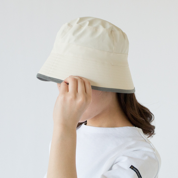 ちょっとした雨だってなんのその(FOSSIL REFLECTIVE) ちょっとした雨だってなんのその(FOSSIL REFLECTIVE)