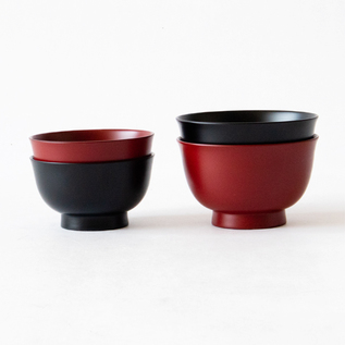 スタッキングして収納できます スタッキングして収納できます