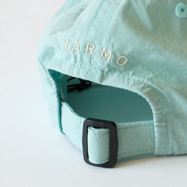 バックにはYARMOのロゴ入り(MINT)