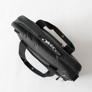 Office Bag Jet Black／QWSTION（クエスション）｜愛着を持ってずっと