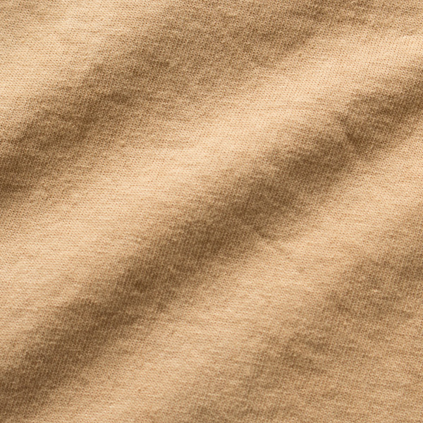優しい色味と特有の風合いが楽しめます(栗+屋久杉染(BEIGE))