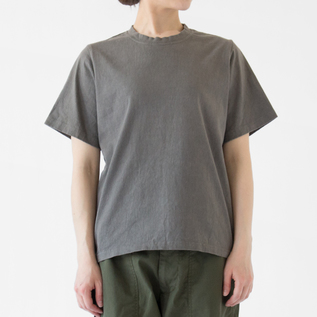 ナチュラルダイ 丸胴クルーネック半袖Tシャツ(矢車附子染(GREY))
