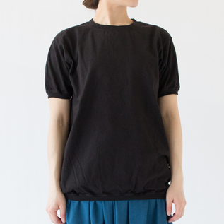 Lサイズ着用、身長:162cm Lサイズ着用、身長:162cm