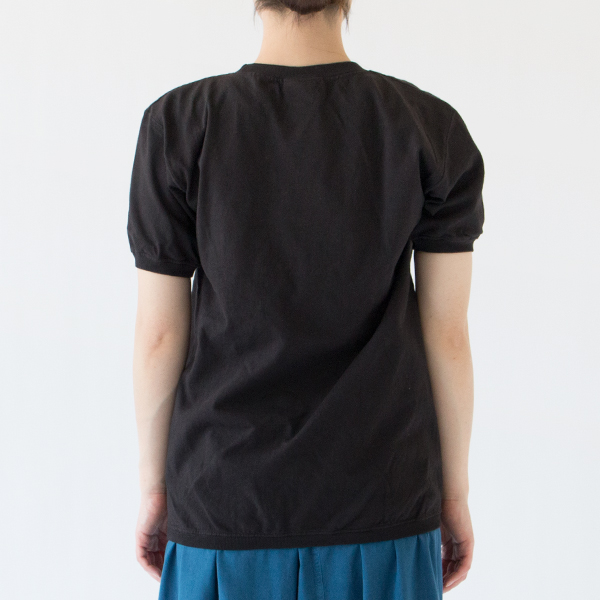 Mサイズ着用、身長：162cm