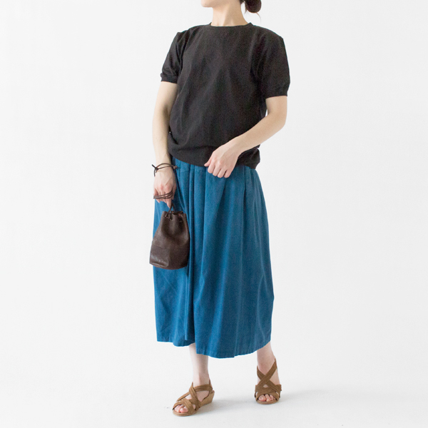 Mサイズ着用、身長：162cm