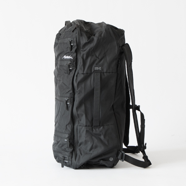 SEG42 ONE BAG TRAVEL PACK トラベルバッグ(チャコール) SEG42 ONE BAG TRAVEL PACK トラベルバッグ(チャコール)