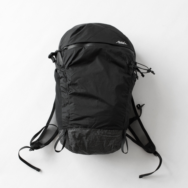 Matador Freefly 16L軽量ナイロンリュック ブラック バックパック FREEFLY 16L／Matador（マタドール）｜愛着を持って