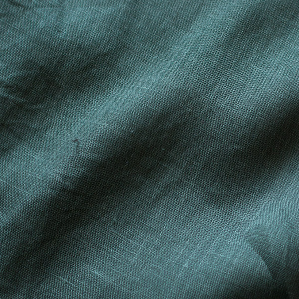 マルベリー(桑)の実を使って染めたGREEN