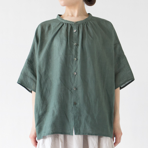身長：162cm(GREEN)
