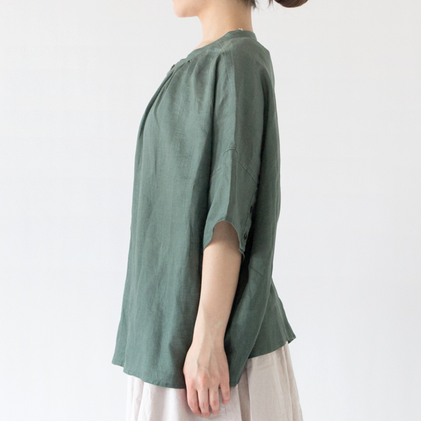身長：162cm(GREEN)