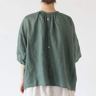 身長:162cm(GREEN) 身長:162cm(GREEN)