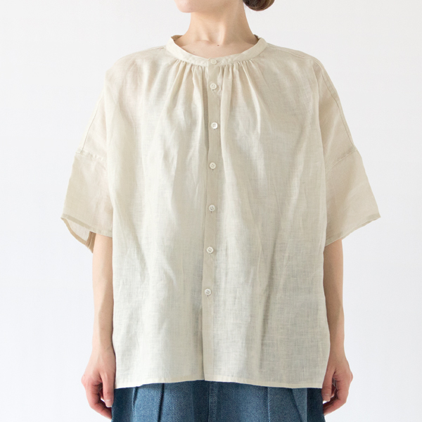 身長：162cm(IVORY)
