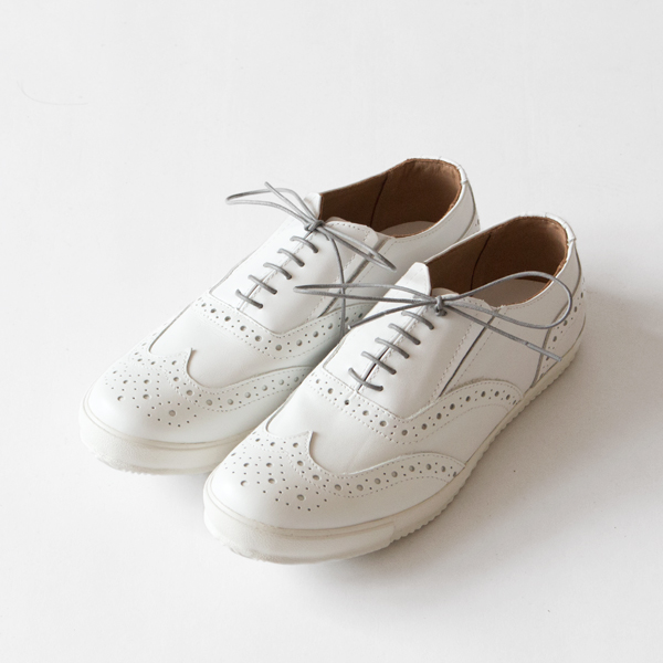 グレー(ses amis ウイングチップ スニーカー WHITEとの組み合わせ例) グレー(ses amis ウイングチップ スニーカー WHITEとの組み合わせ例)