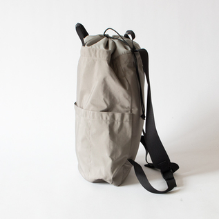 リュック MOLE PACK(GREY) リュック MOLE PACK(GREY)
