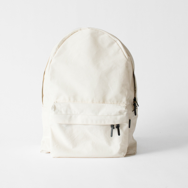 ECRU(ꥫ顼)DAILY DAYPACK