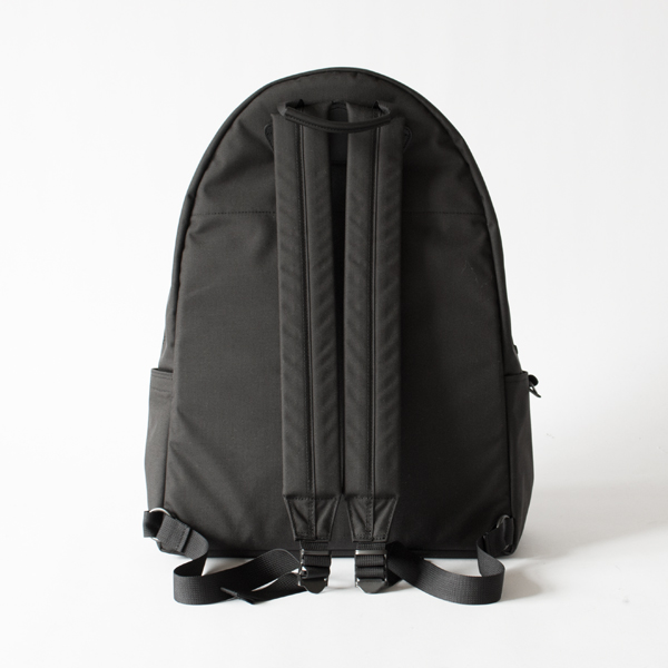 MATTE COMMUTE DAYPACK バックパック(BLACK)