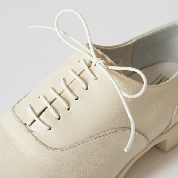 TRAVEL SHOES TR-001 CRM　ストレートチップ