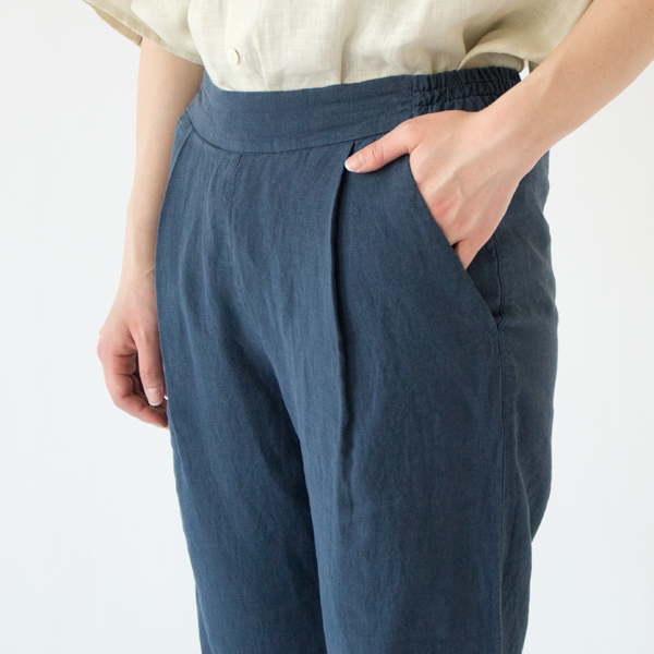 細身のポケット付き(BLUE NAVY)