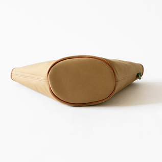 安定感のある丸底(KHAKI) 安定感のある丸底(KHAKI)