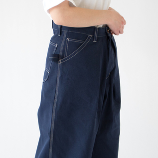 柔らかで動きやすい軽めのデニムを使用(BLUE) 柔らかで動きやすい軽めのデニムを使用(BLUE)