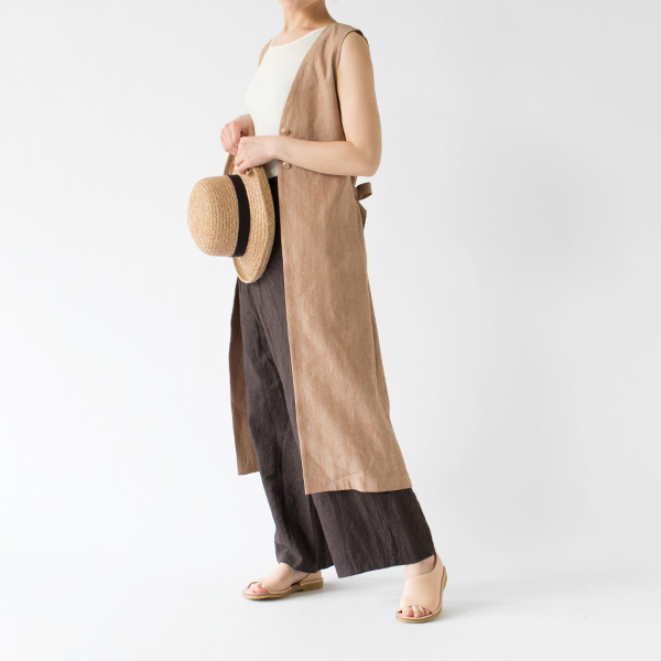 ワイドパンツと合わせてゆったりと(BEIGE、身長162cm)