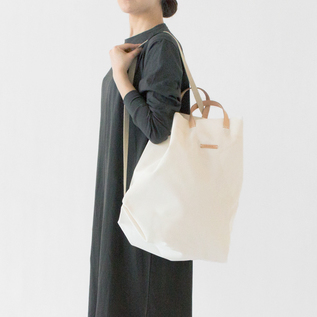 爽やかな白色(WHITE) 爽やかな白色(WHITE)